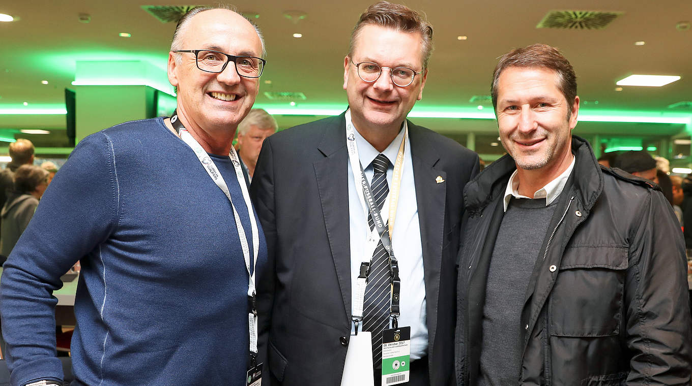 Beim regionalen Treffen in Kaiserslautern: Kohler (l.), Grindel (m.) und Foda (r.) © 2017 Getty Images