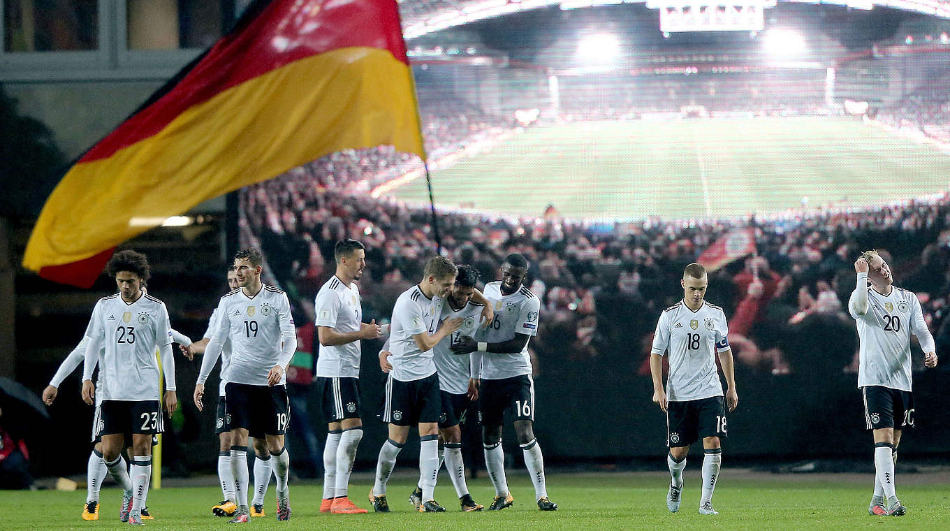 15 Spiele, elf Siege, vier Remis, ein Titel, keine Niederlage: das deutsche Nationalteam © 2017 Getty Images