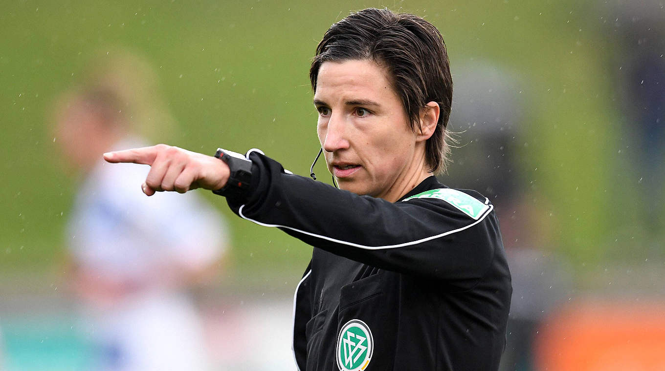 Rafalski pfeift Wolfsburg gegen München DFB Deutscher FußballBund