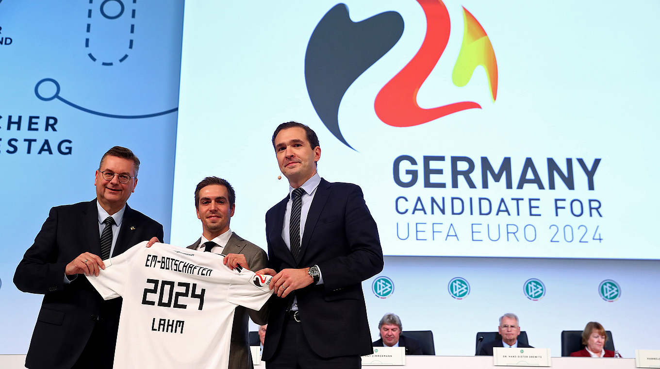 Sie wollen die EURO 2024 nach Deutschland holen: Grindel, Lahm und Curtius (v.l.) © 2017 Getty Images