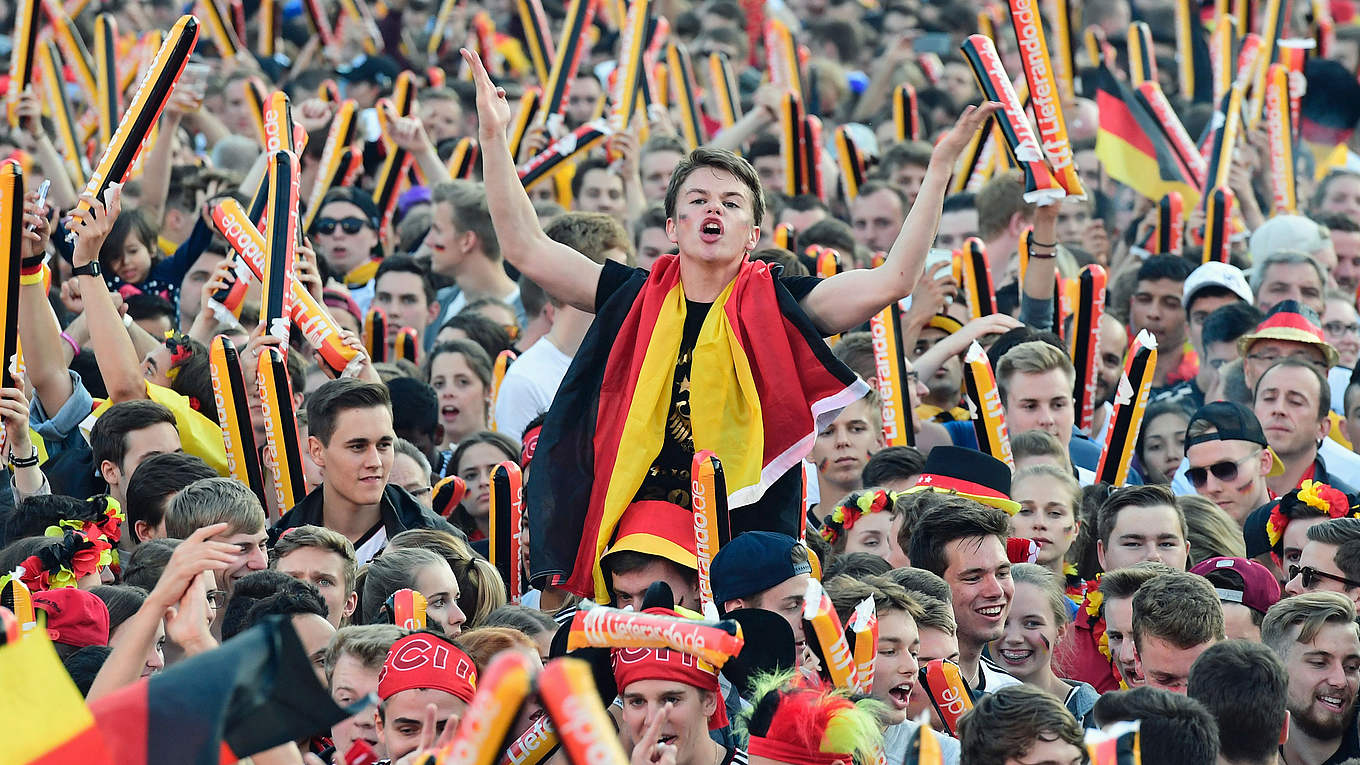 deutschen Fans begehrt DFB - Deutscher Fußball-Bund e.V.