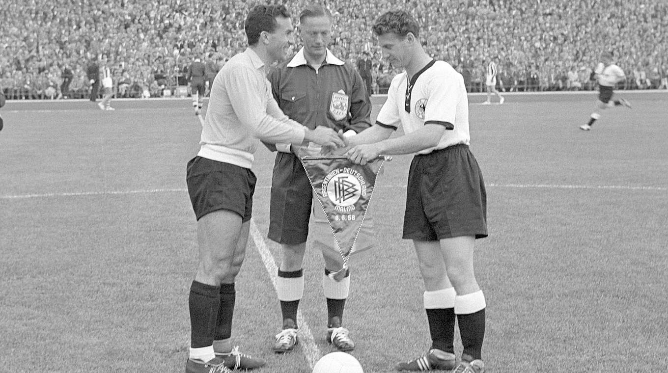 WM 1958 Uwe Seeler betritt die Weltbühne DFB Deutscher Fußball