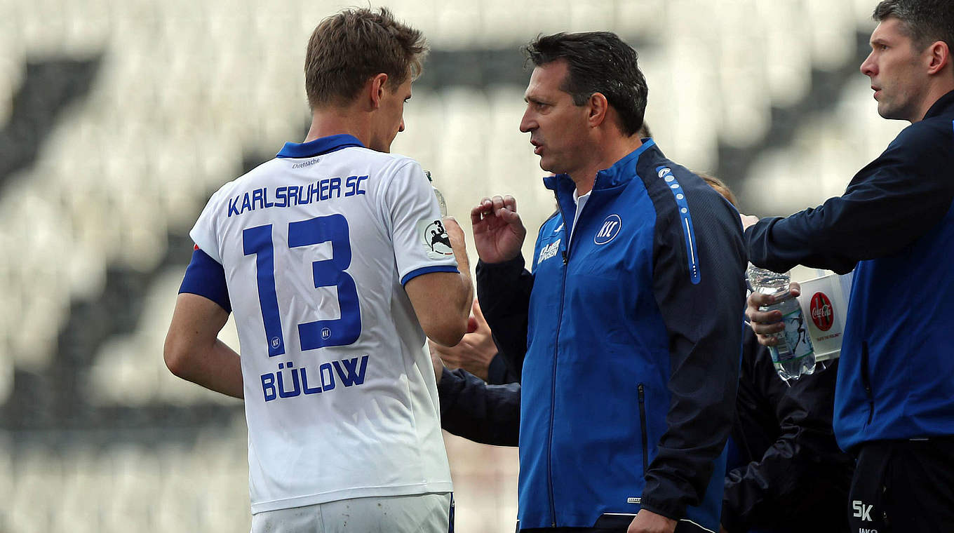 Kai Bülow (l.) und Trainer Alois Schwartz: "Ich hätte mich auch nicht aufgestellt" © imago/Sportfoto Rudel