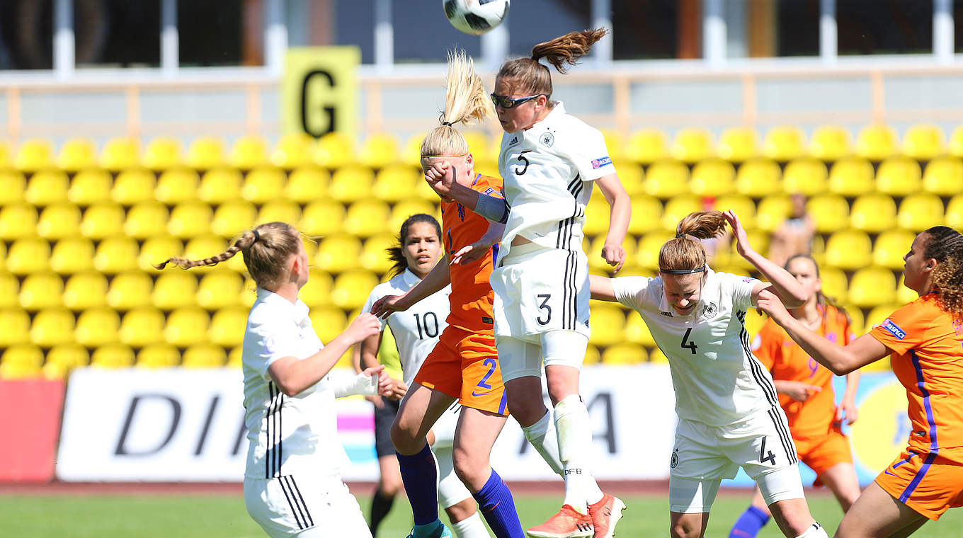 Mit großer Moral zum Remis gegen Holland: die U 17-Juniorinnen bei der EM © UEFA