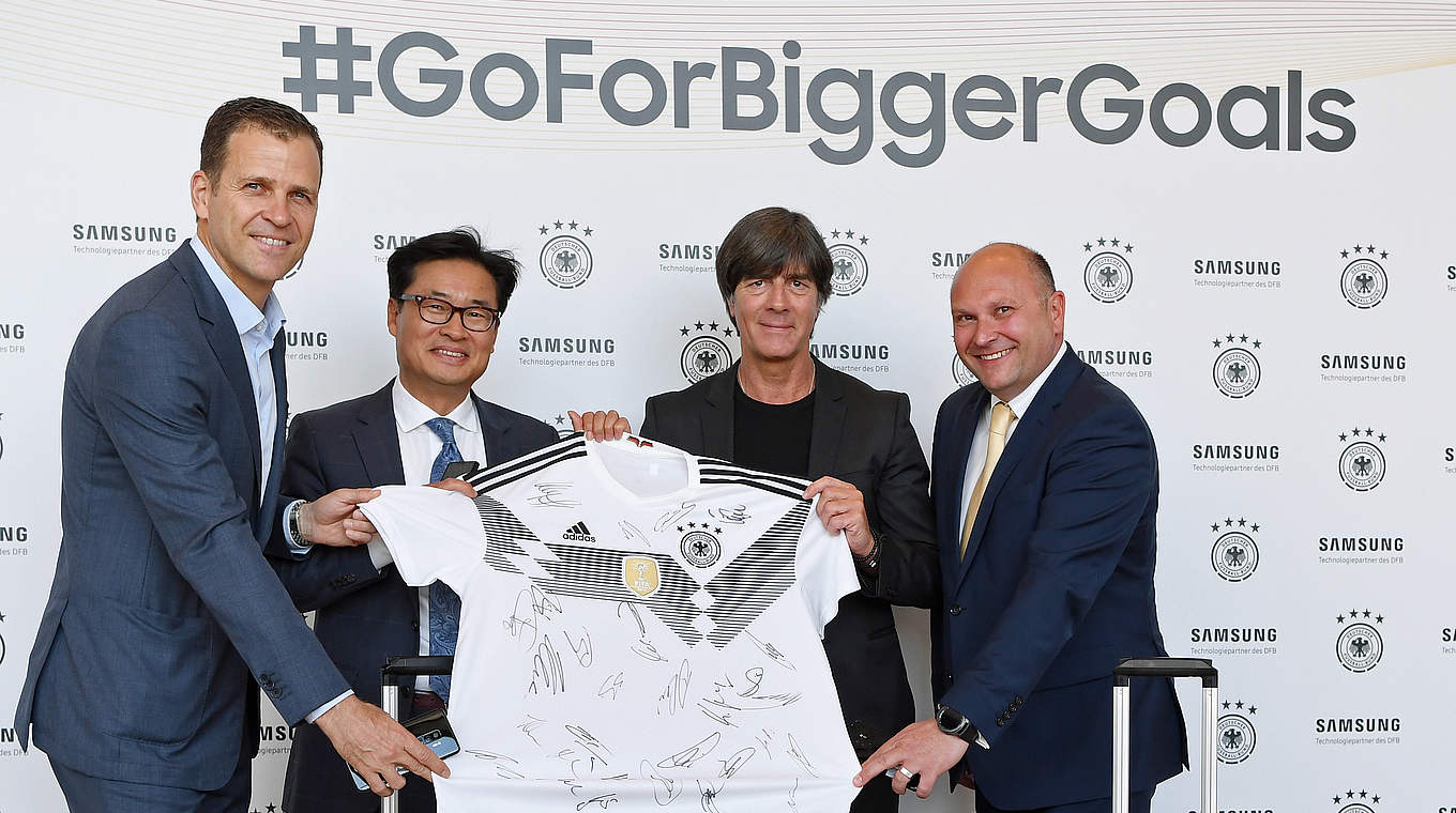 "Go for bigger goals": Samsung ist neuer Technologie-Partner des DFB © GES-Sportfoto/Markus Gilliar