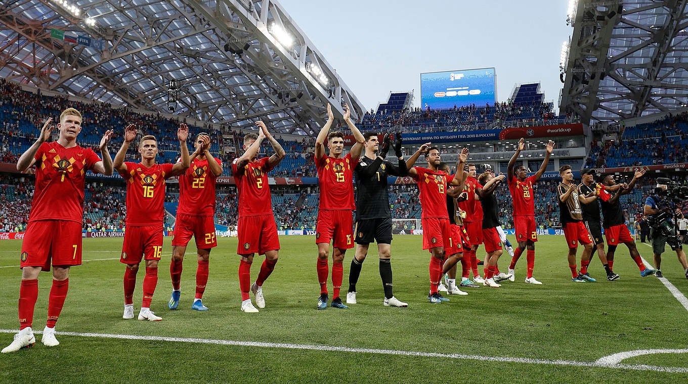 Feiert nach dem Abpfiff mit seinen Anhängern: das belgische Team © Getty