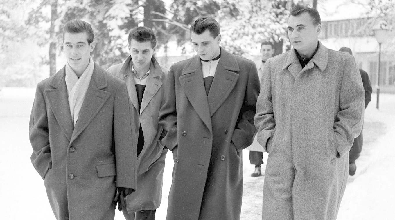 DFB-Lehrgang 1955: Karl Schmidt, Hans Schäfer, Karl Mai und Jupp Posipal (v.l.) © imago/Otto Krschak