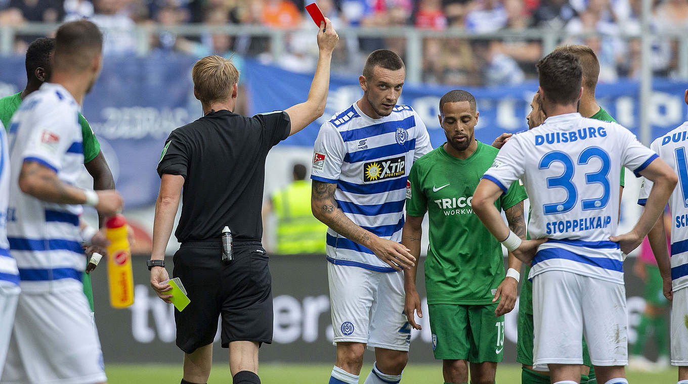 Muss für drei Spiele aussetzen: Sidney Sam (grün) vom VfL Bochum © Getty Images