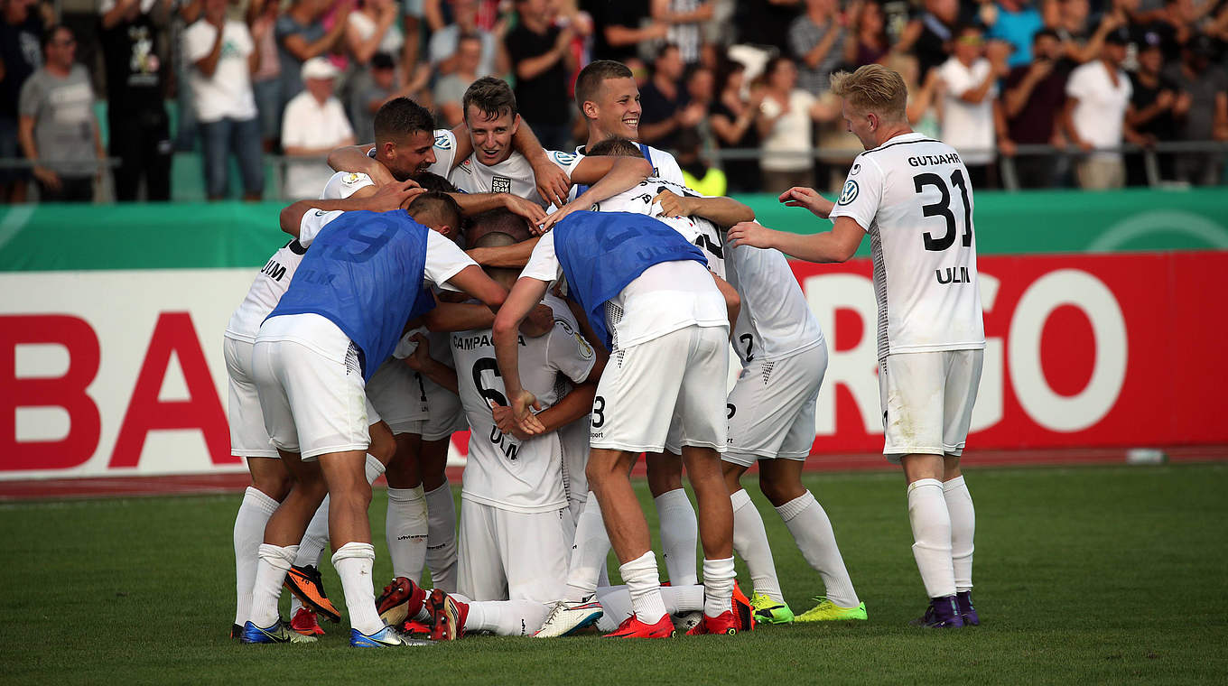 Pokalfakten R dinghausen Mit Rekordtor DFB Deutscher Fu ball Bund 