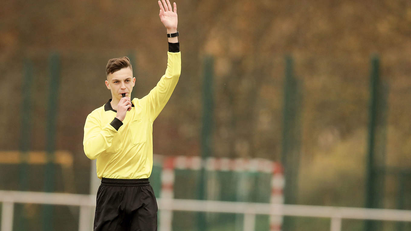 Was wird aus der Champions League? Fussball International Badische Zeitung