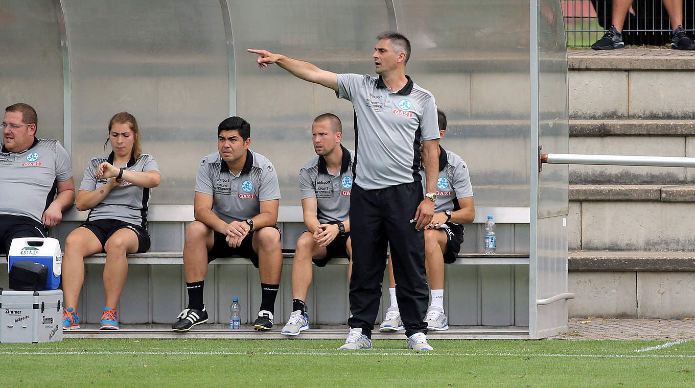 Kovacevic: "Meine Aufgabe ist es, jungen Menschen das Fußballspielen beizubringen" © imago/Sportfoto Rudel