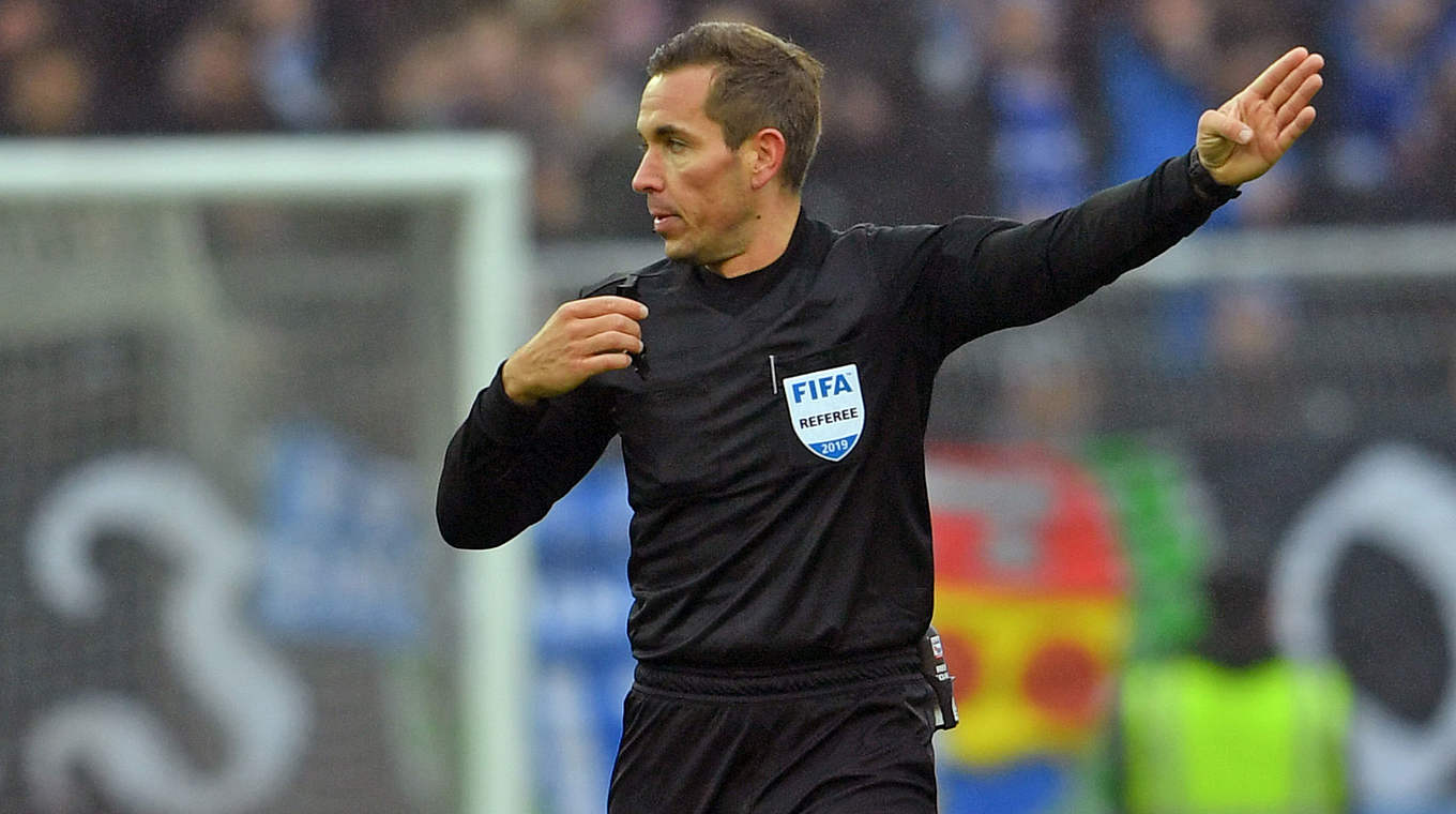 Seit 2014 FIFA-Schiedsrichter: Tobias Stieler aus Hamburg © Getty Images