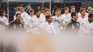Ein Tag vor dem EM-Qualifikationsspiel gegen die Niederlande hat sich das DFB-Team in Hamburg schon einmal mit dem Rasen im Volksparkstadion vertraut gemacht. Hier gibt's die Fotos vom Abschlusstraining © DFB / PHILIPPREINHARD.COM, 2019