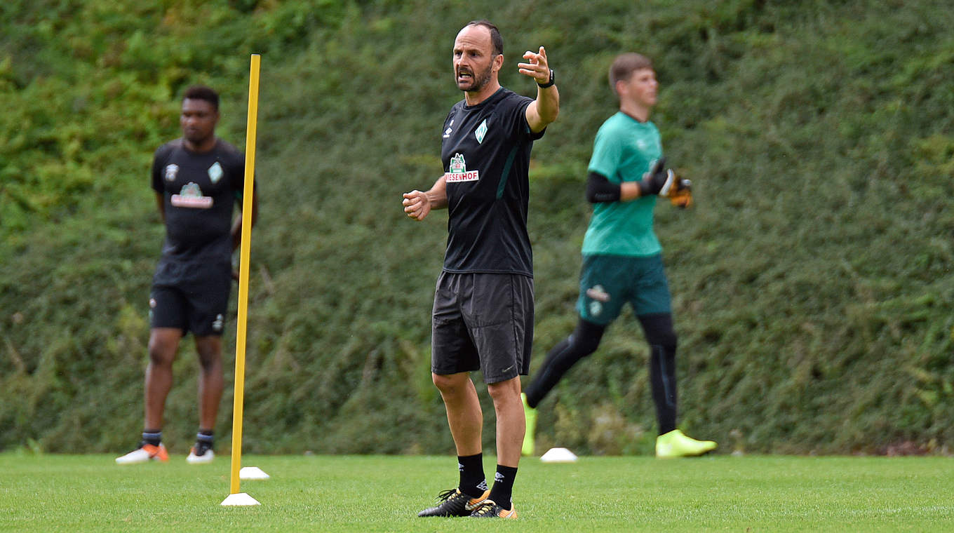 Werder-Trainer Christian Brand: "Jungen Spielern Rüstzeug für die Karriere mitgeben" © Werder.de