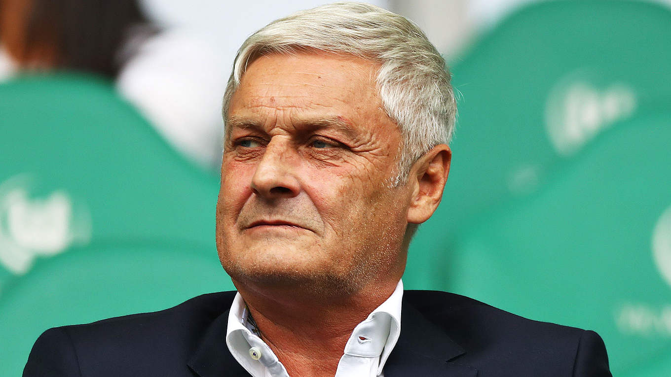 5000 Euro Geldstrafe für Armin Veh DFB Deutscher FußballBund e.V.