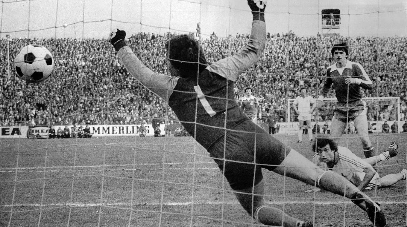 "Zählt zu den wichtigsten Spielen": Cullmann (u.) trifft im Pokalfinale 1978 für 1. FC Köln © imago