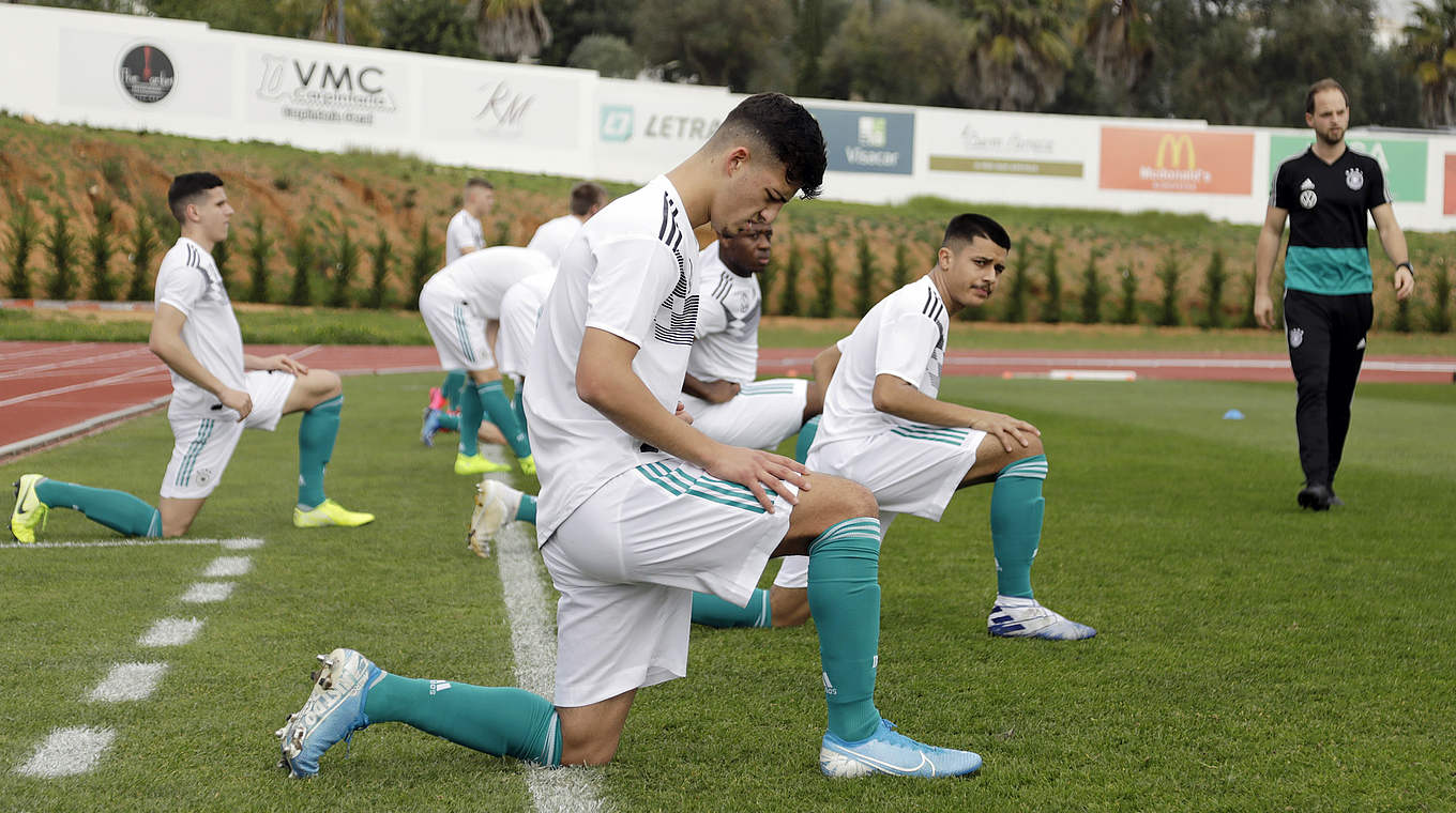 Mesut Kesik (M.): "Nach der Niederlage gegen Portugal haben wir uns wieder aufgerafft" © 2020 Getty Images