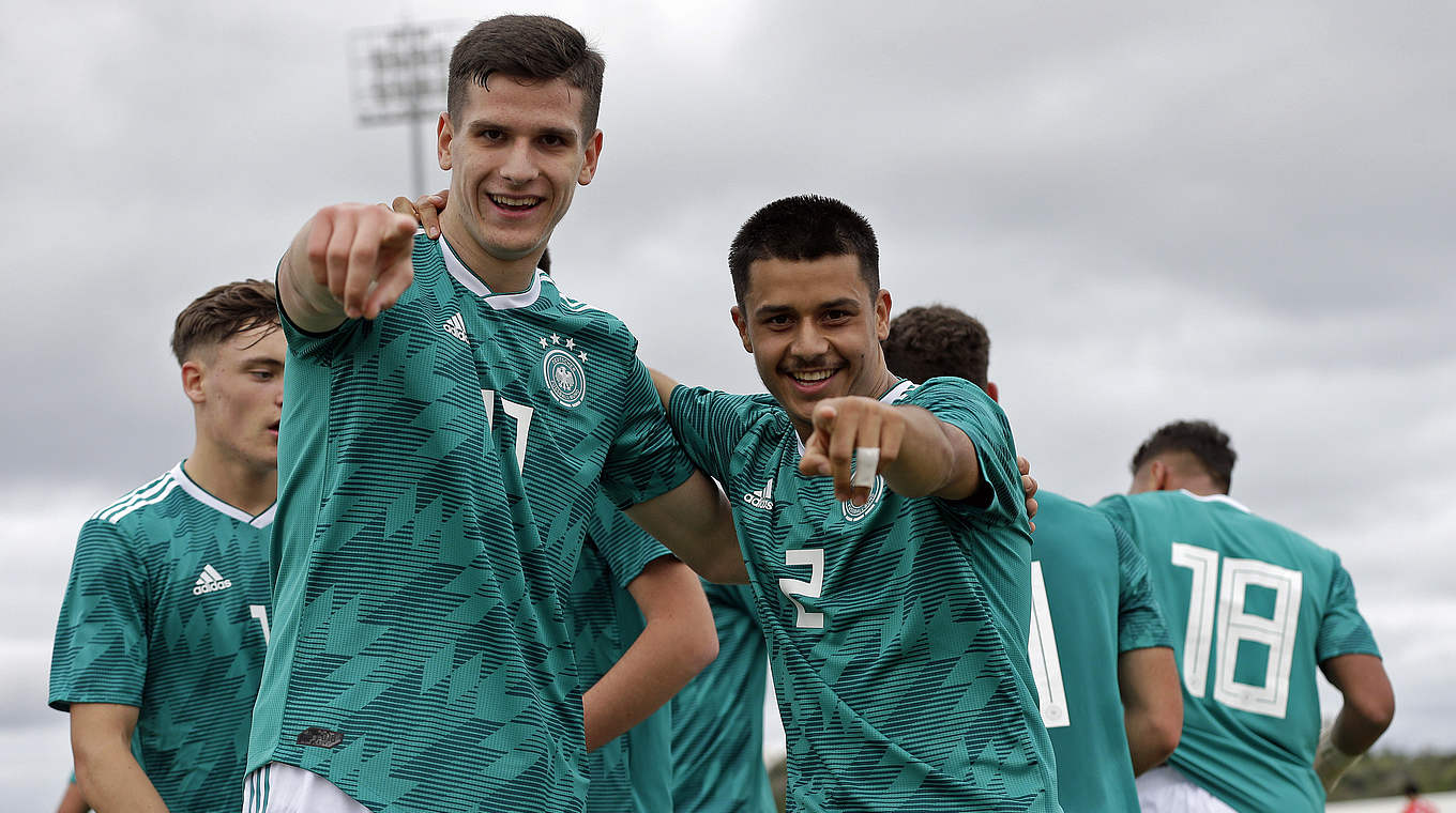 Tragen sich beide in die Torjägerliste ein: Igor Matanovic und Lion Semic (v.l.) © 2020 Getty Images