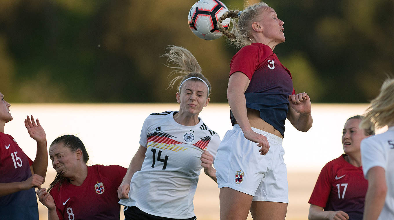 Algarve Cup DFBFrauen feiern 40 gegen Norwegen DFB Deutscher