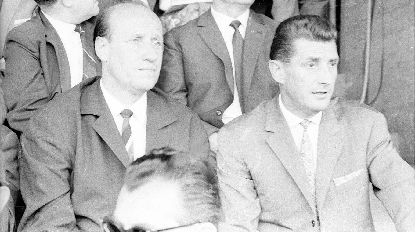 Lernt von den Besten: Fritz Walter (r.) mit dem späteren Bundestrainer Helmut Schön © imago sportfotodienst