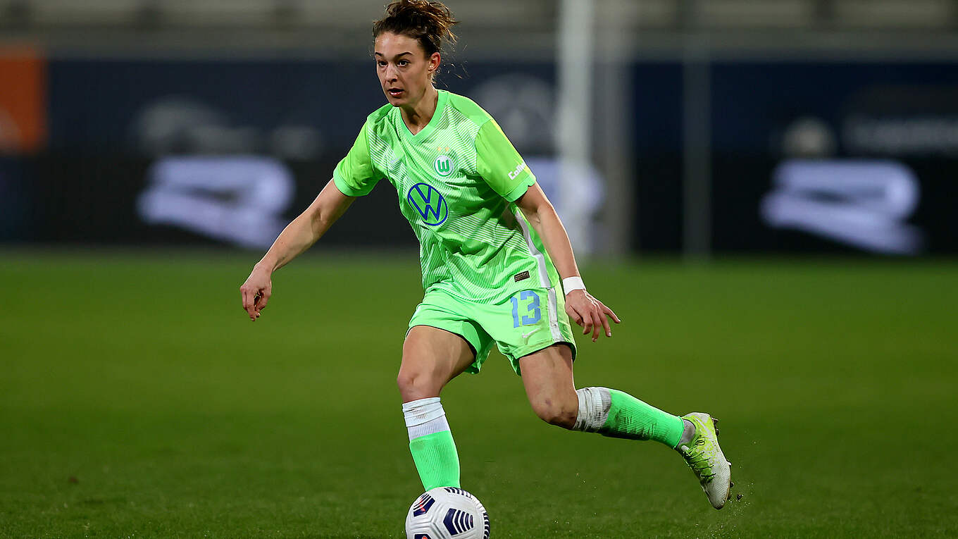 Felicitas Rauch verlängert in Wolfsburg DFB Deutscher FußballBund