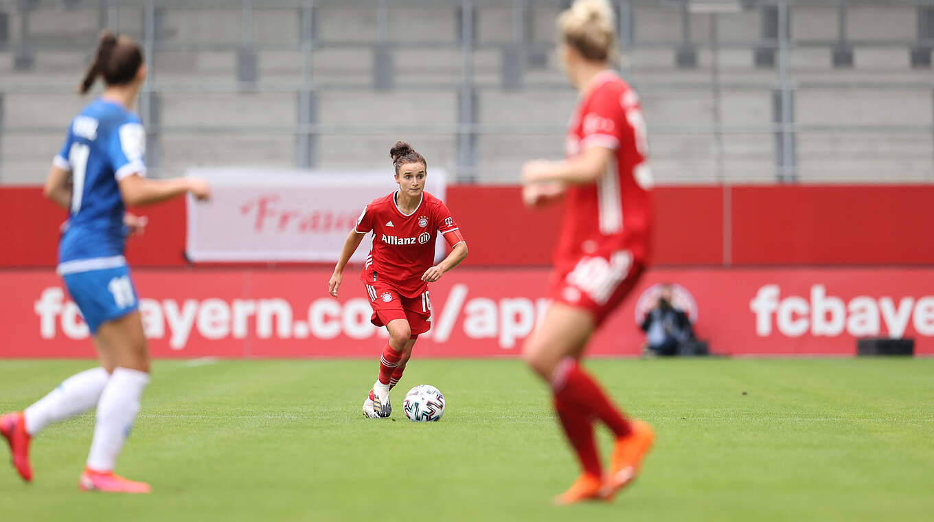 Lina Magull: "Wir haben die bessere Saison im Vergleich zum VfL Wolfsburg gespielt" © Getty Images