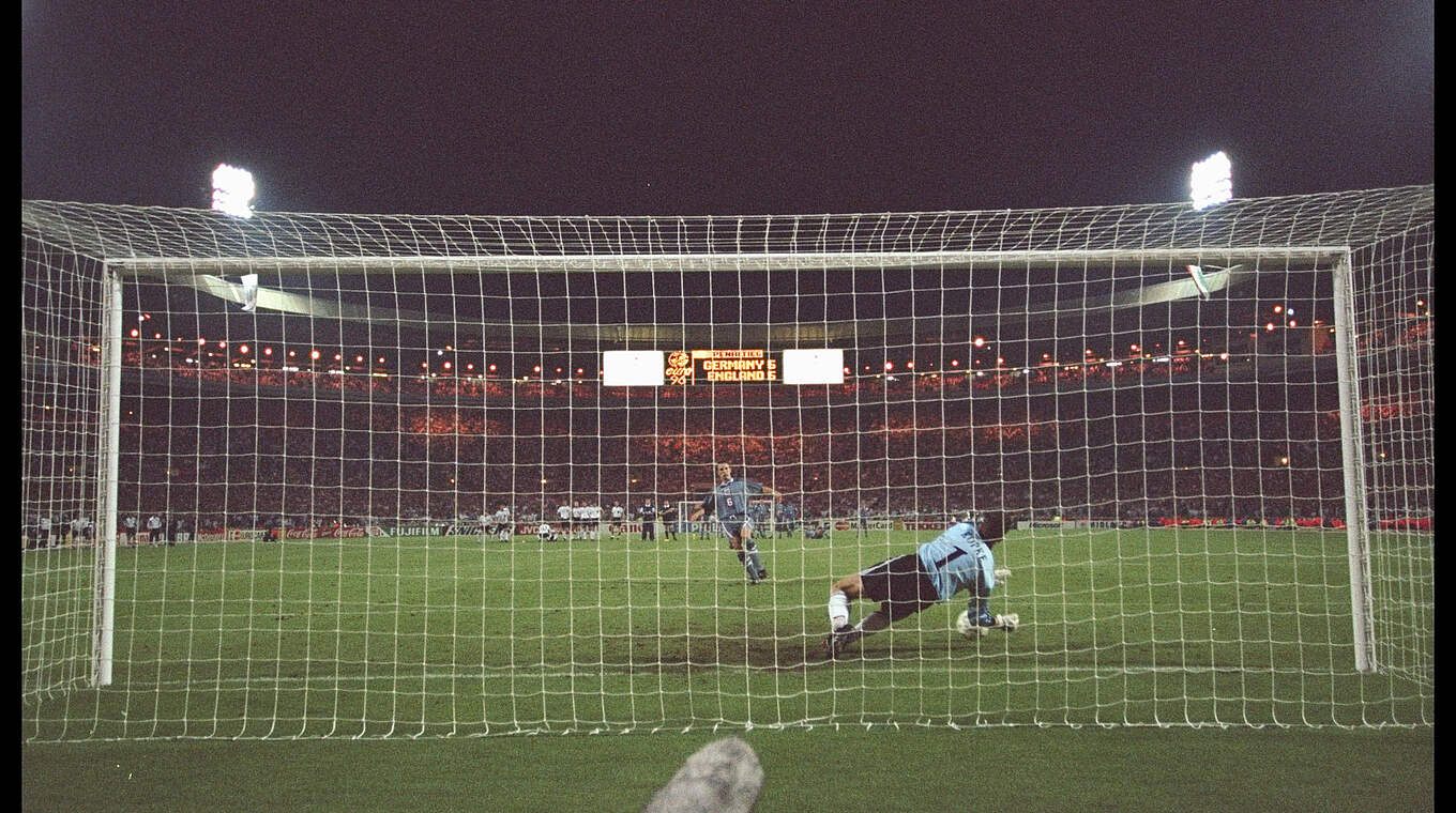 Pariert gegen Englands Southgate im EM-Halbfinale 1996: Köpke im Elfmeterschießen © Getty Images