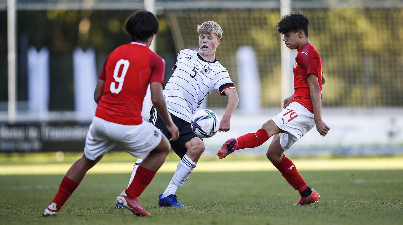 Kein Sieger: Die U 16-Junioren Deutschlands und Österreichs trennen sich 3:3 © GettyImages