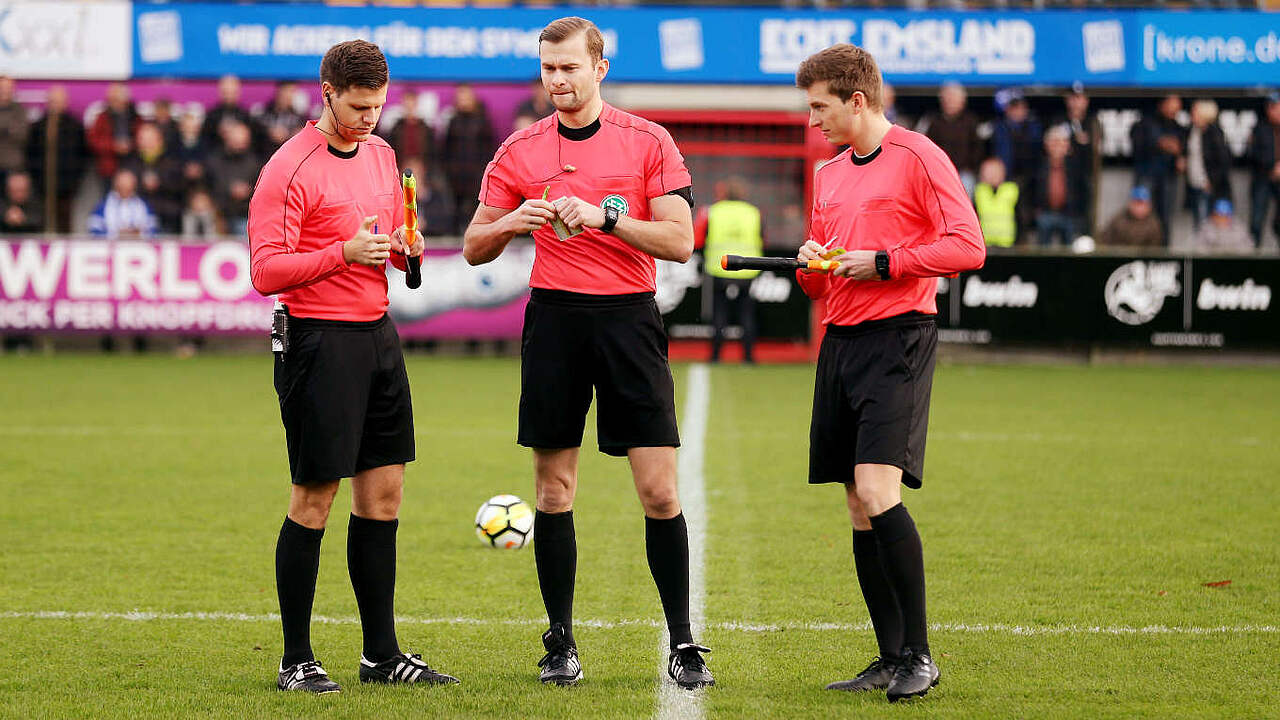Wie werde ich Schiedsrichter? DFB Deutscher FußballBund e.V.