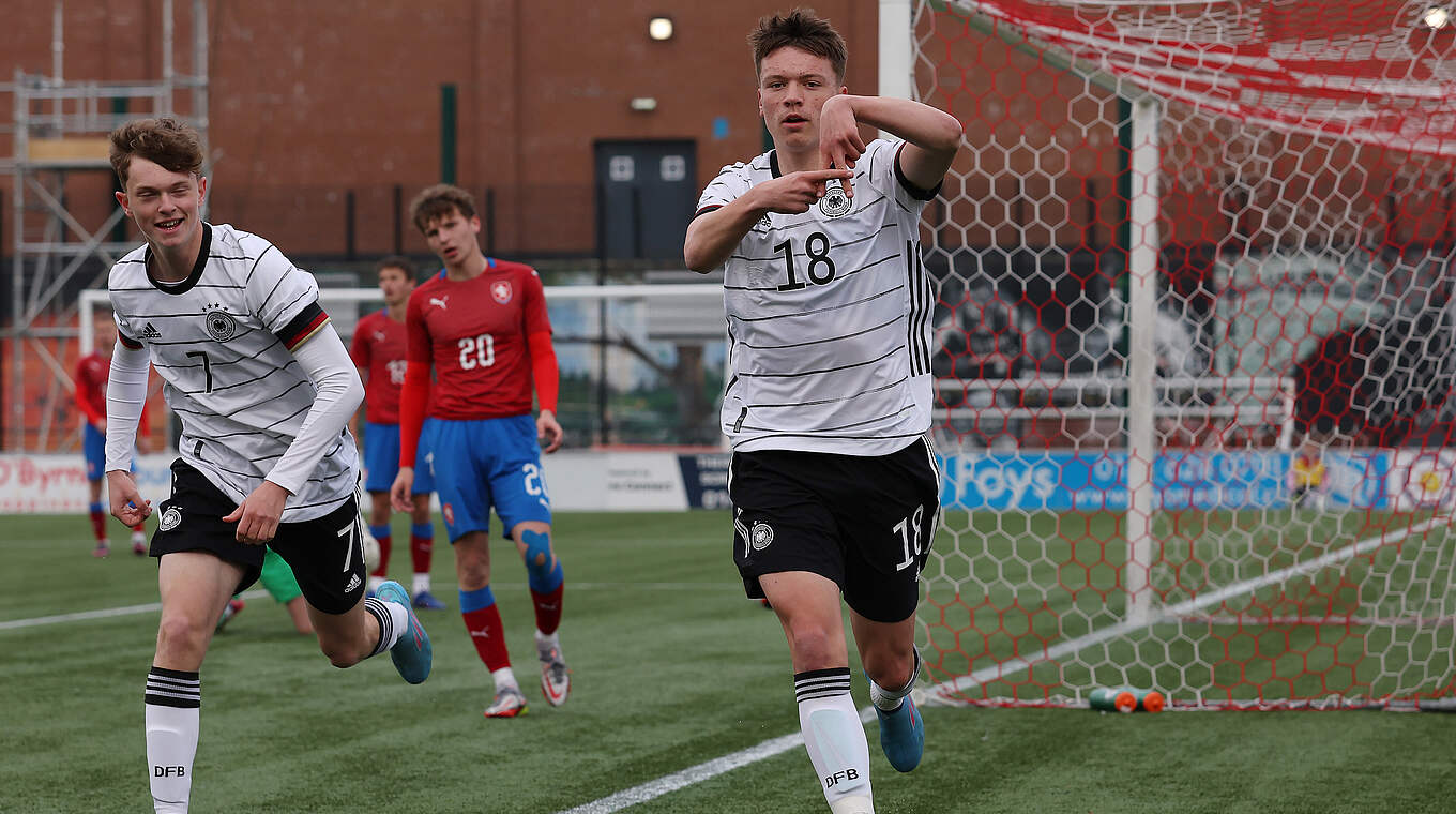 Gelungener Turnierabschluss gegen Tschechien DFB Deutscher Fußball