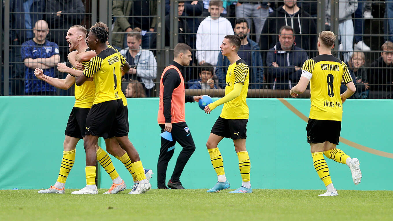 21 bei Hertha BSC BVB macht neunten Meistertitel perfekt DFB