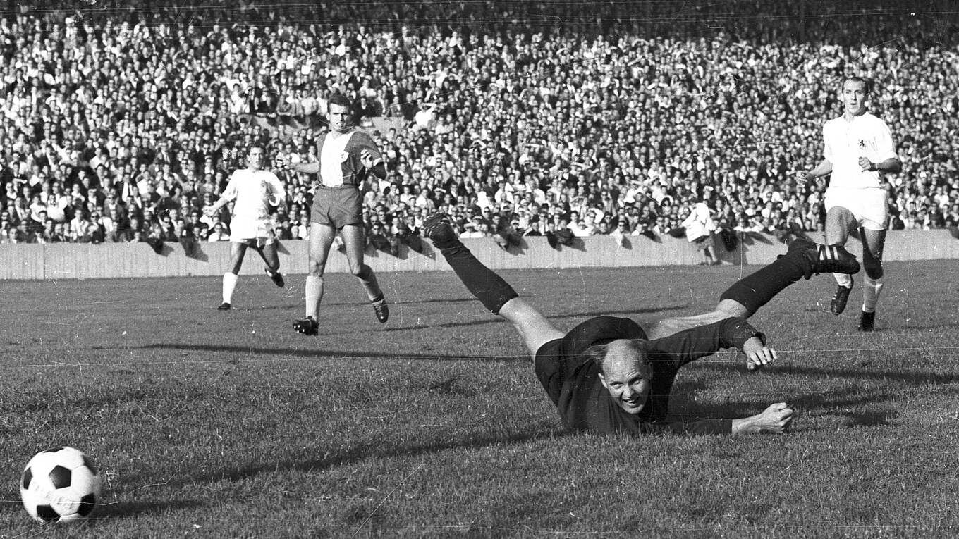 Heute vor 60 Jahren Als die Bundesliga geboren wurde DFB
