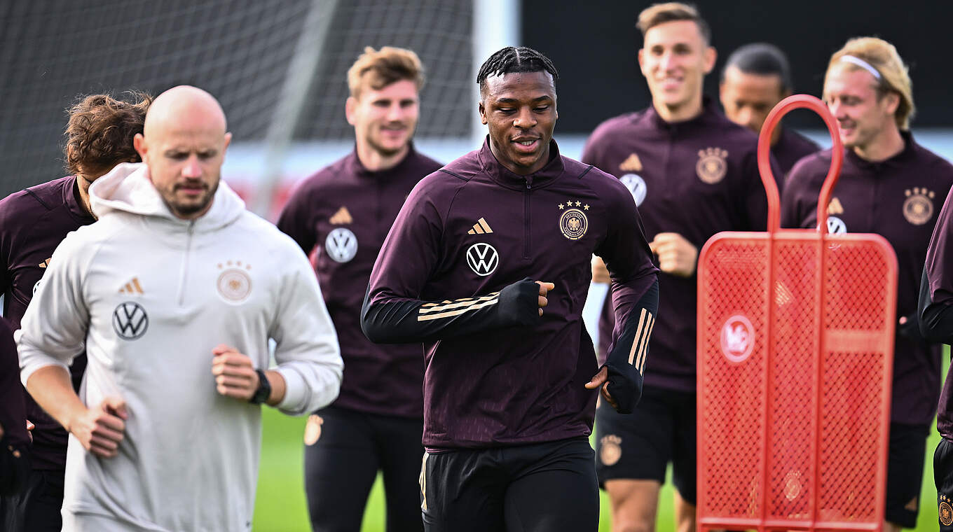 Dfb Trainer Namen – Alle Bundestrainer der Nationalmannschaft in einer ...