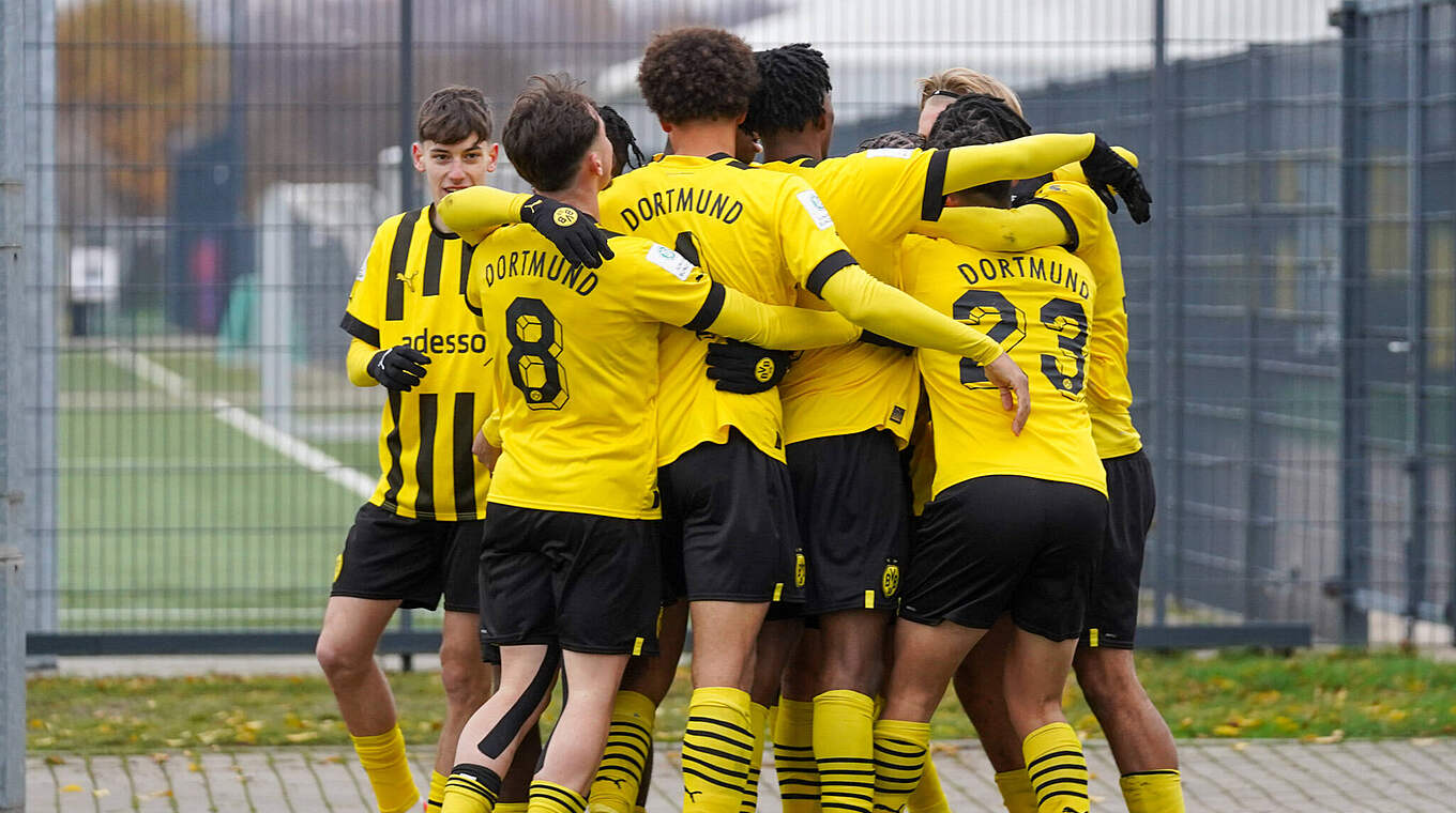 Ungeschlagen: Borussia Dortmund steht ohne eine Niederlage auf dem zweiten Platz © Imago Images