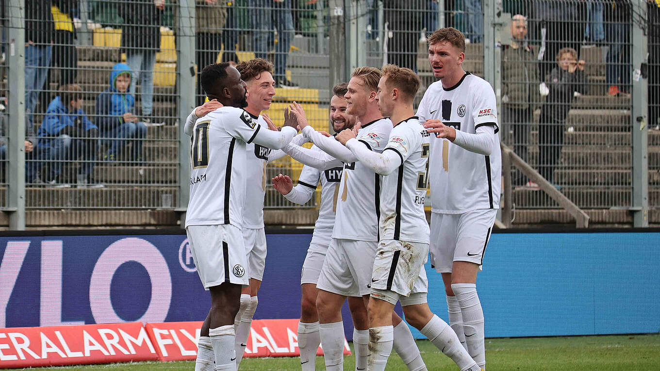 Rekorde Gegens tze Und Spektakul re Tore DFB Deutscher Fu ball 