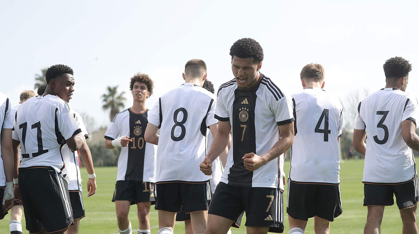 EMQuali Auftakt nach Maß für die U 17 DFB Deutscher FußballBund