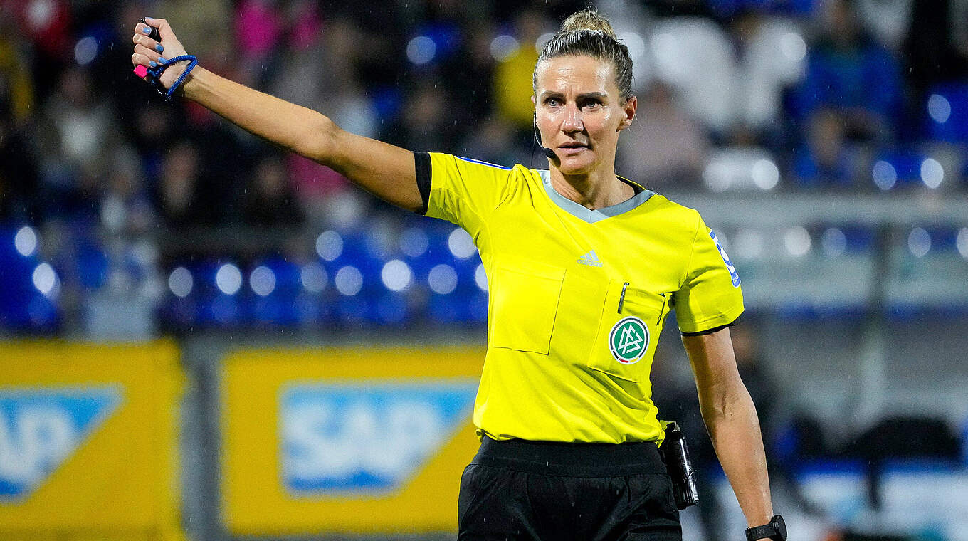 Steht vor dem 61. Einsatz in der Frauen-Bundesliga: DFB-Referee Nadine Westerhoff © Imago