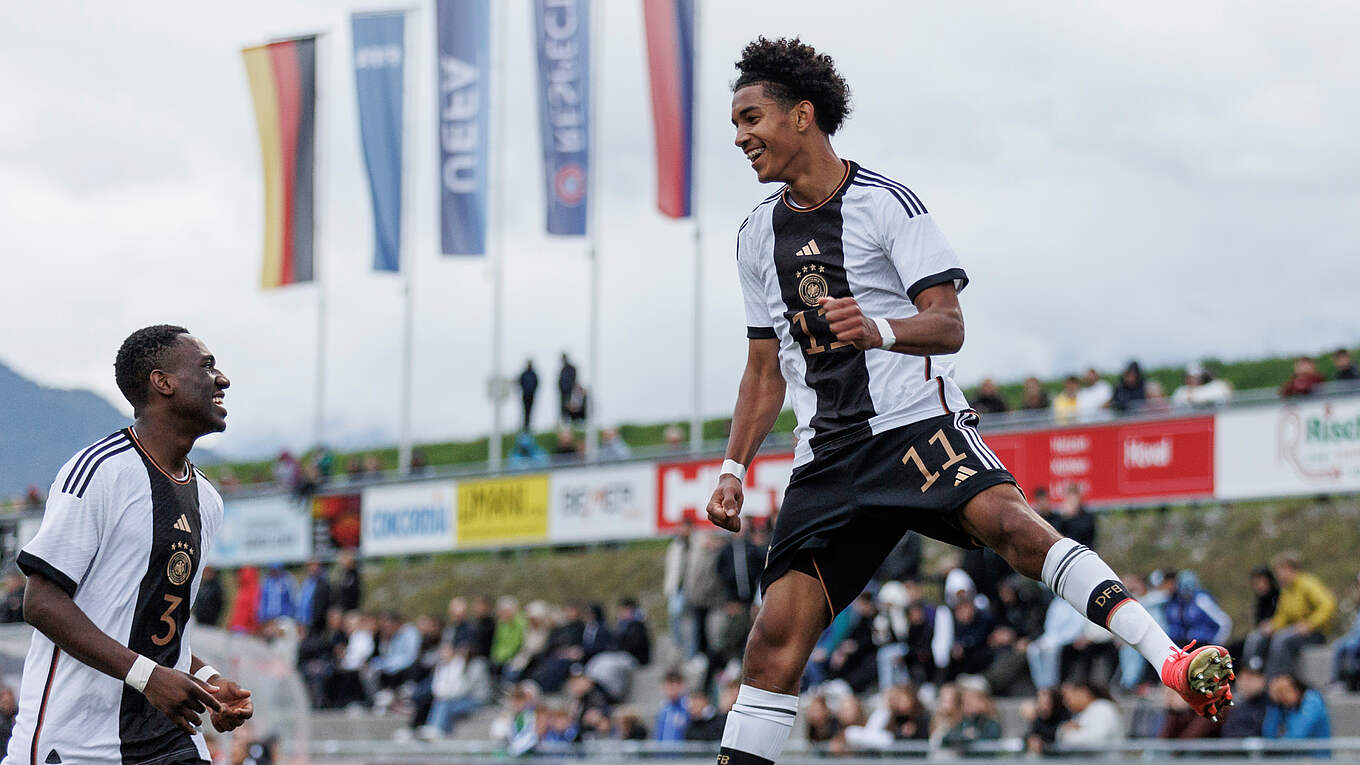 U 17 feiert Kantersieg in Liechtenstein DFB Deutscher FußballBund