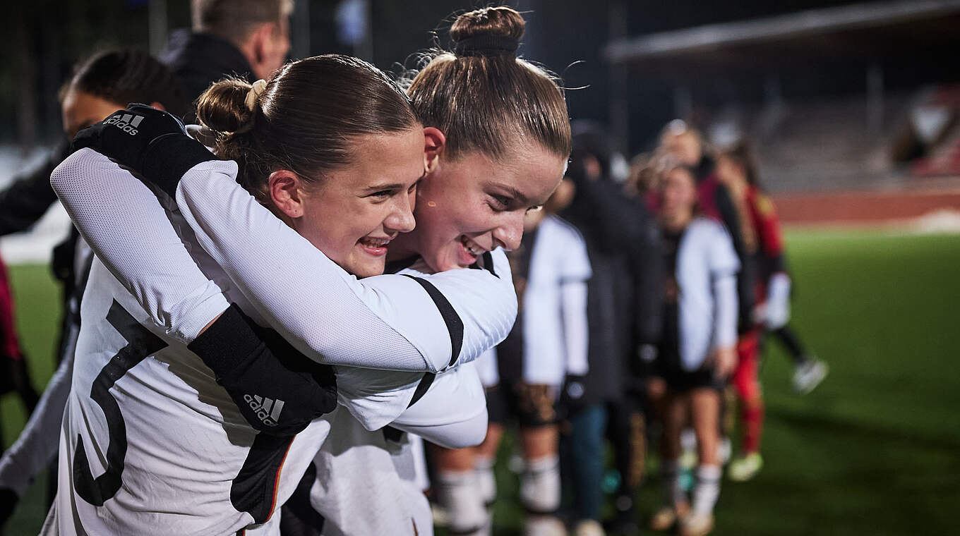 Großer Jubel: Die deutschen U 19-Frauen gewinnen 4:0 gegen Norwegen © Getty Images