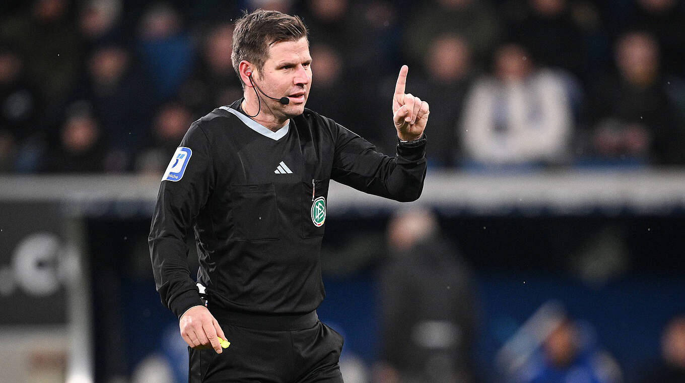 pfeift Leipzig gegen Frankfurt DFB Deutscher Fußball