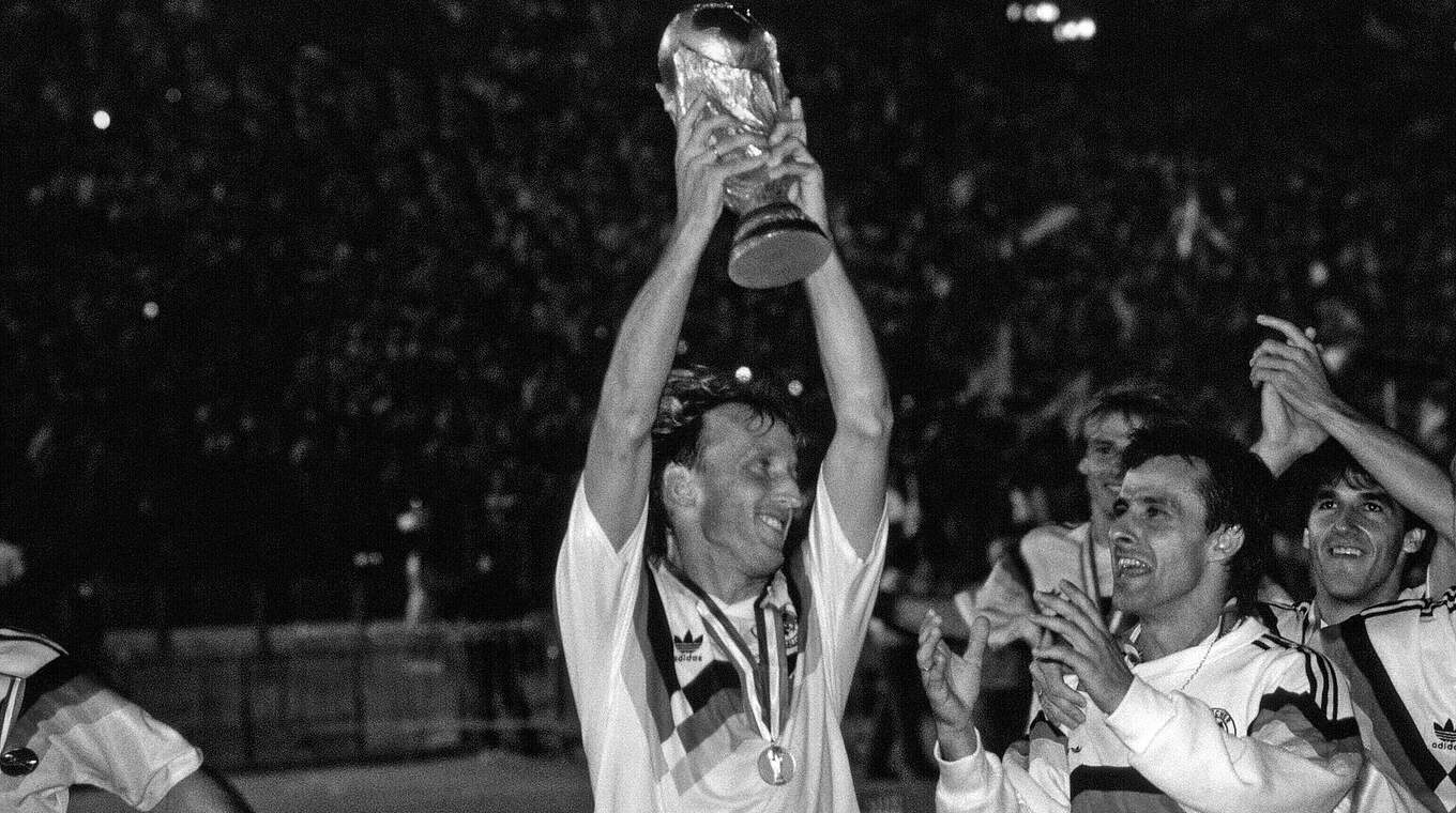 DFB trauert um Weltmeister Andreas Brehme DFB Deutscher Fußball