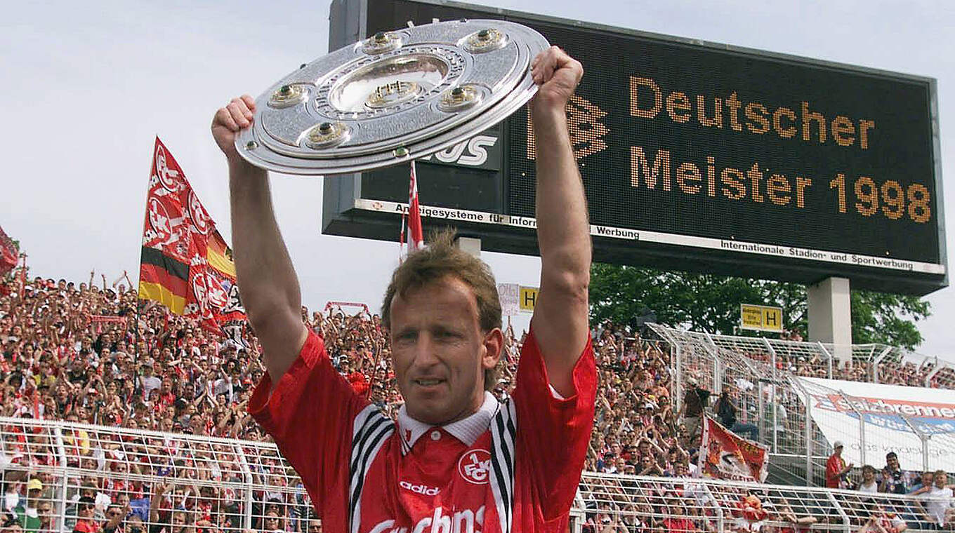 Als Aufsteiger mit dem 1. FC Kaiserslautern sensationell Deutscher Meister: Brehme © imago