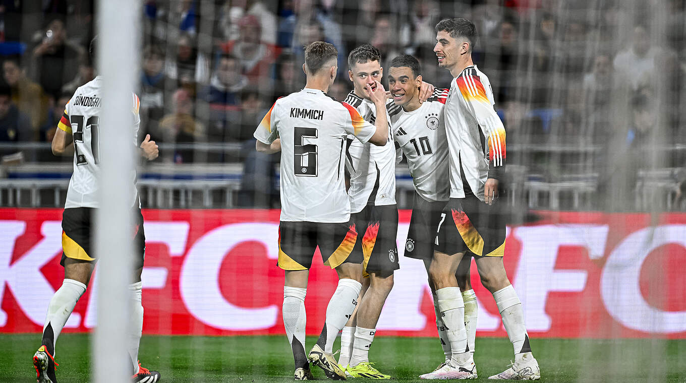 Auftakt nach Maß ins EM-Jahr: Deutschland jubelt in Lyon gegen Gastgeber Frankreich © GES Sportfoto