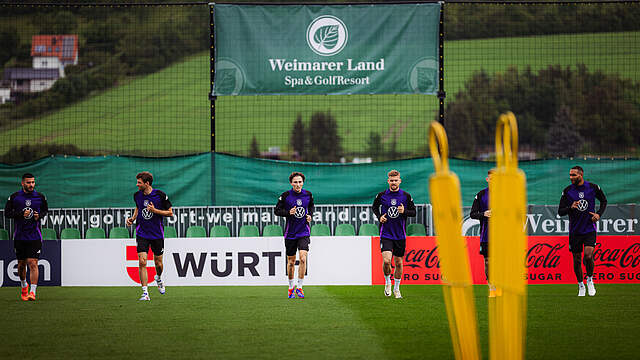 Erst Training, dann Bahnfahrt: DFB-Team reist ins EM-Quartier © DFB/Philipp Reinhard