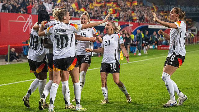 Späte Treffer: Die Frauen-Nationalmannschaft darf gegen Polen jubeln © imago