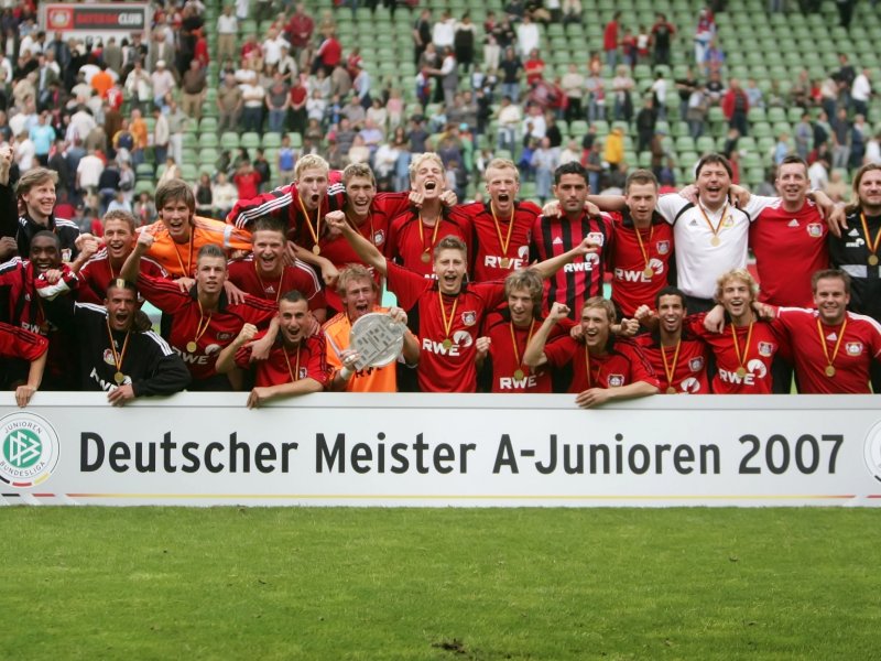 Bayer Leverkusen sichert sich A-Junioren-Titel gegen Bayern :: DFB ...