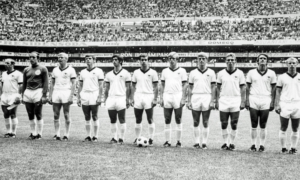 Wm 1970 Jahrhundertspiel In Der Hohe Mexikos Dfb Deutscher Fussball Bund E V
